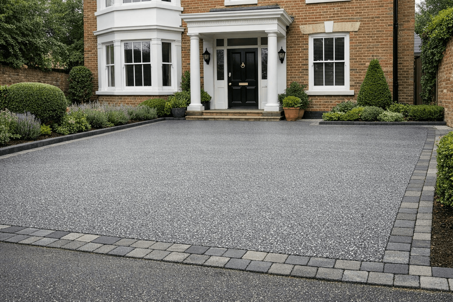 Silver grey resin driveway